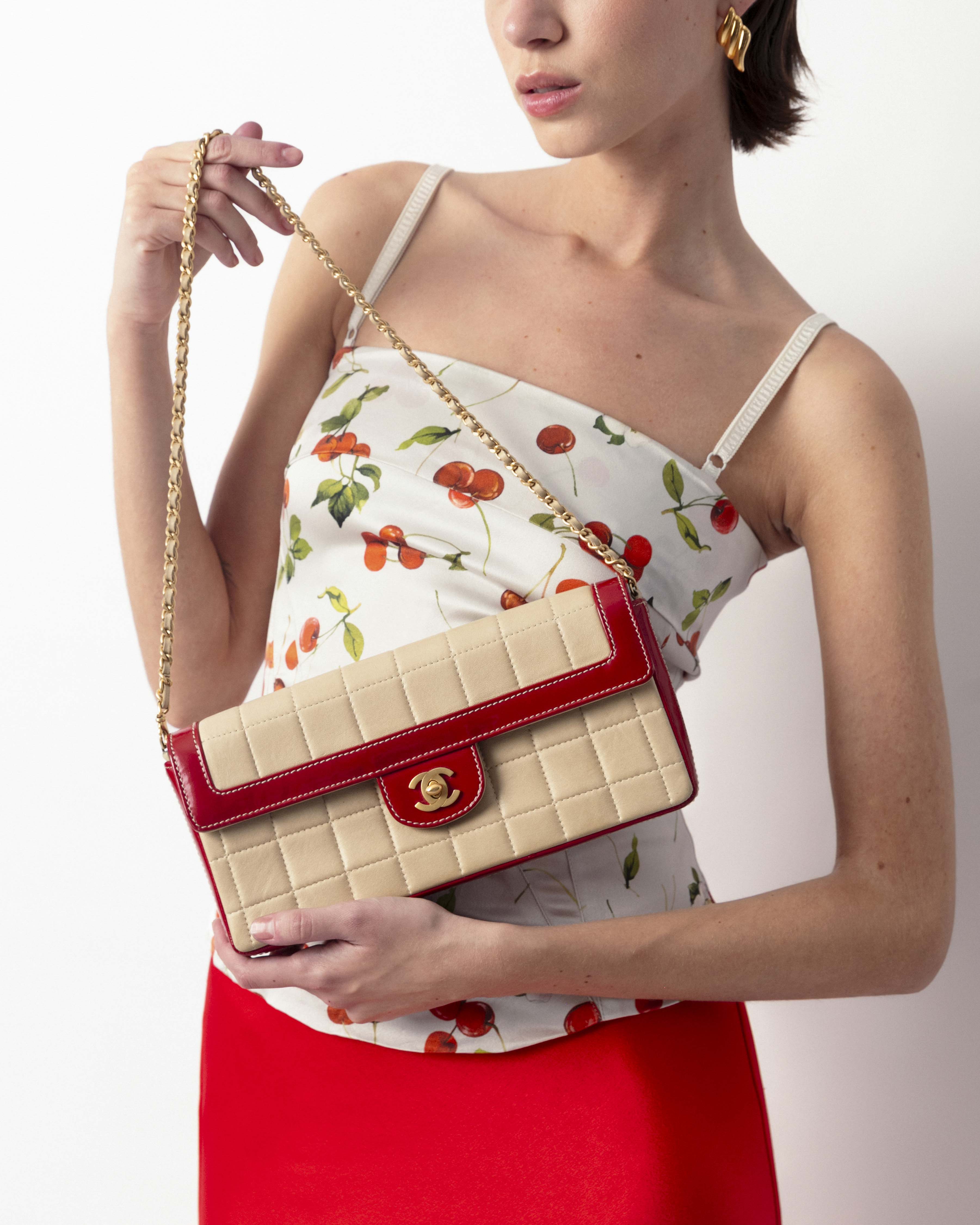 Chanel - Vintage Chocolate Bag