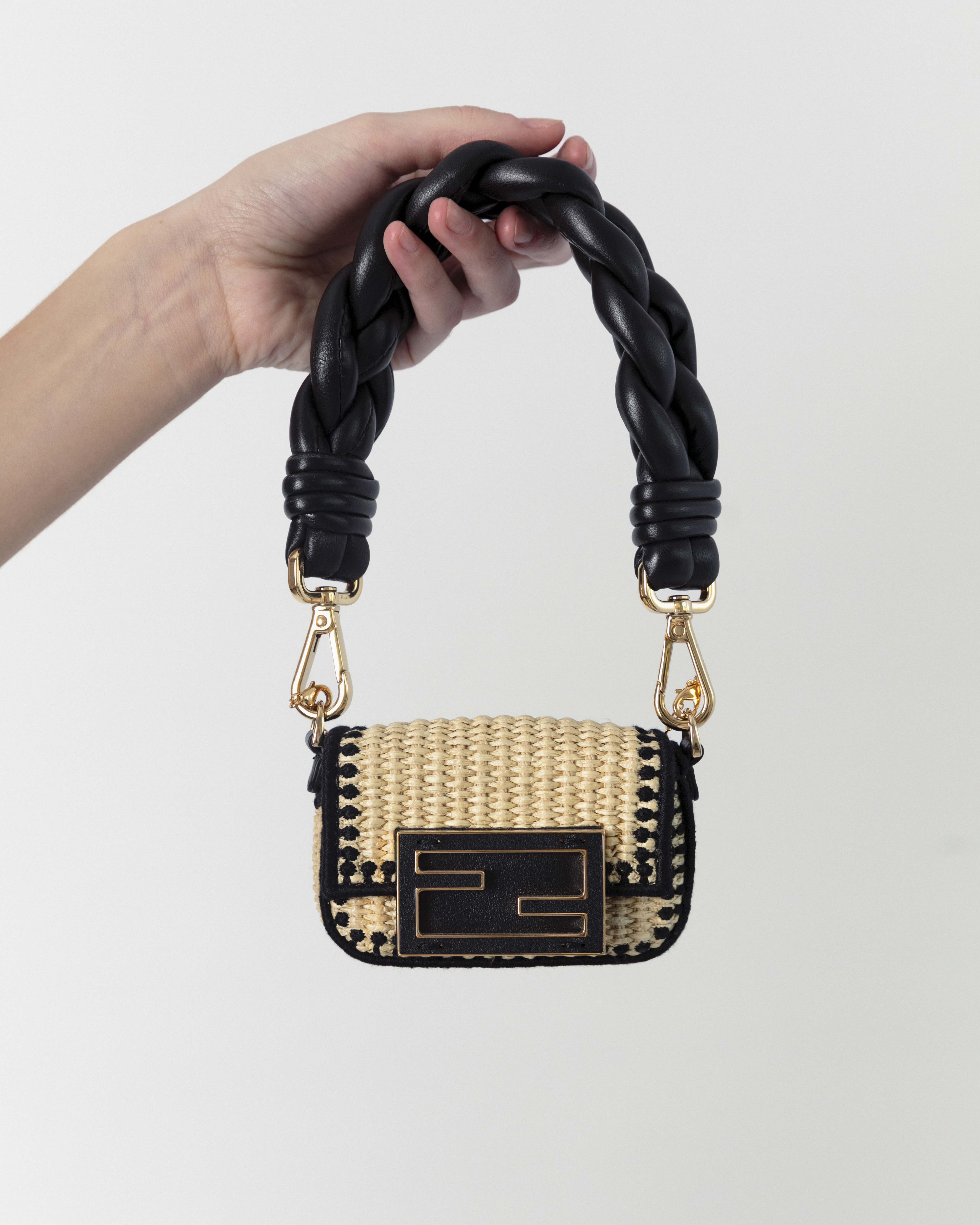 Fendi - Nano Baguette